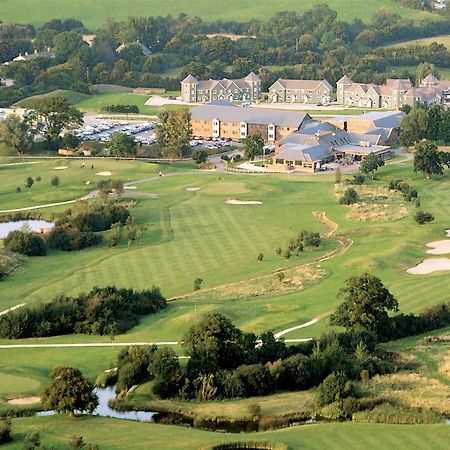 The Wiltshire Hotel, Golf And Leisure Resort سويندون المظهر الخارجي الصورة