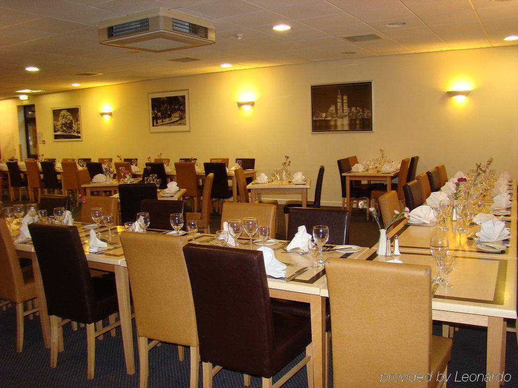 The Wiltshire Hotel, Golf And Leisure Resort سويندون المظهر الخارجي الصورة